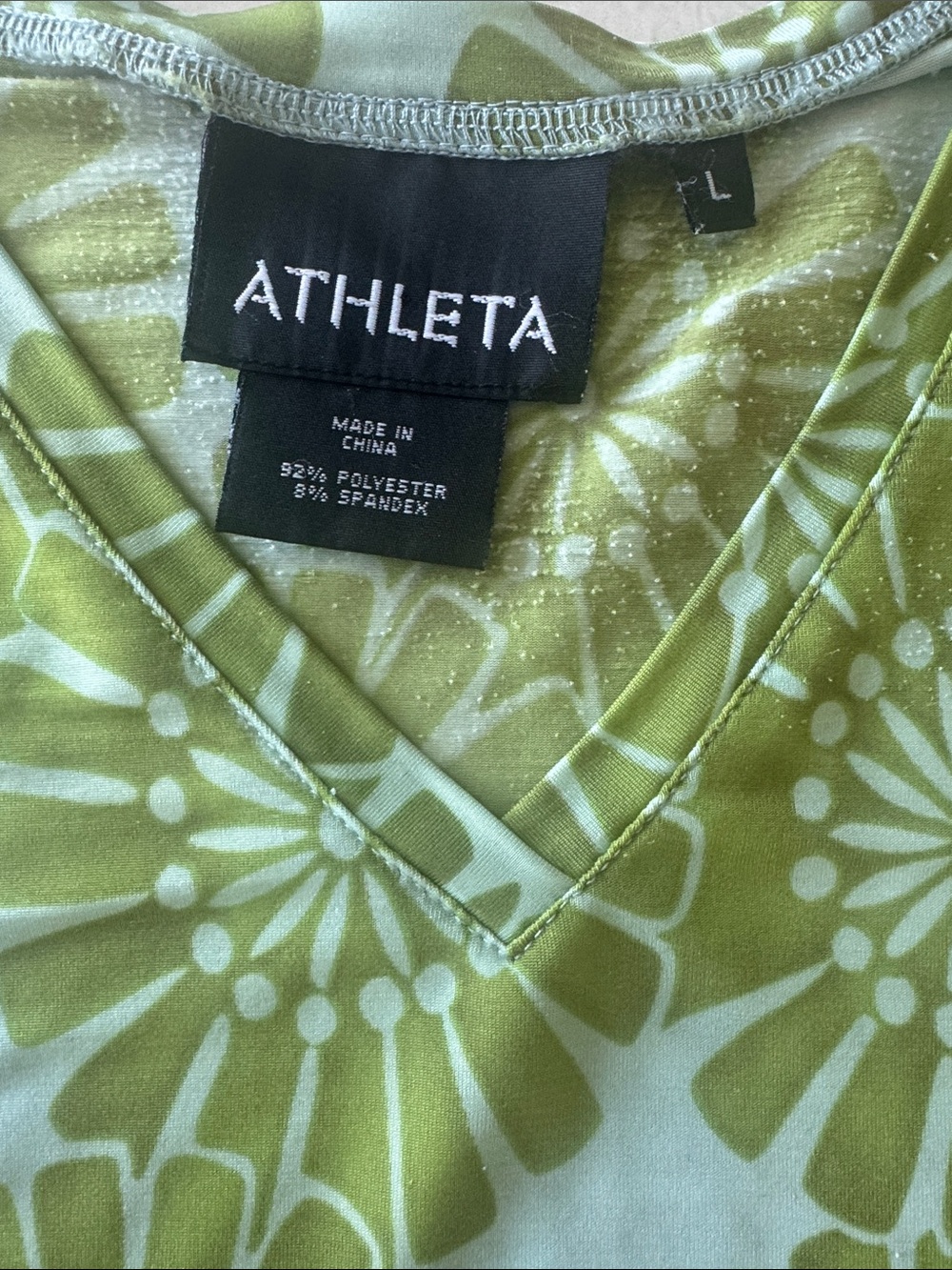 Athleta Green Floral Sleeveless Tank size L - Picture 3 of 8